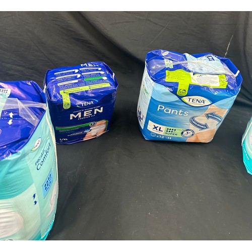 166 - Selection of sealed incontinence pads to include tena