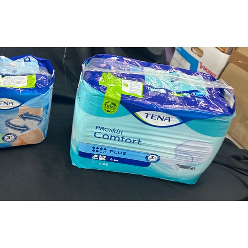 166 - Selection of sealed incontinence pads to include tena