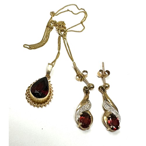 264 - 2 x 9ct gold diamond & garnet pendant necklace & drop earrings (2g)