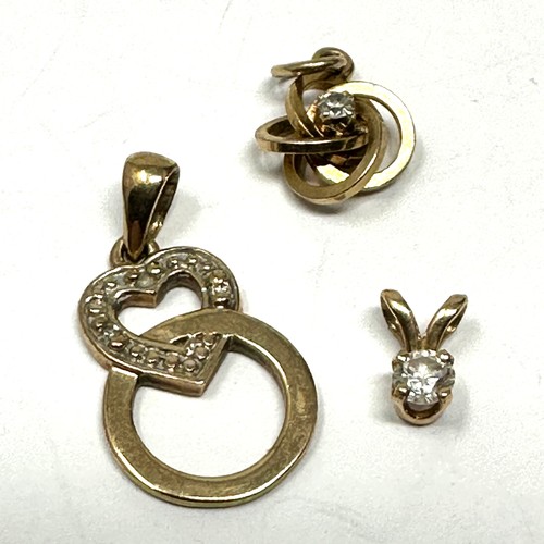 191 - 3 x 9ct gold diamond pendants inc. heart (1.7g)