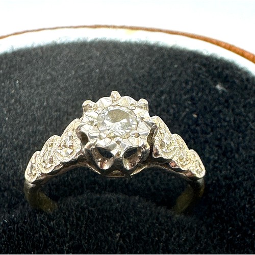 186 - 18ct gold diamond single stone ring with diamond set shoulders (3.7g)