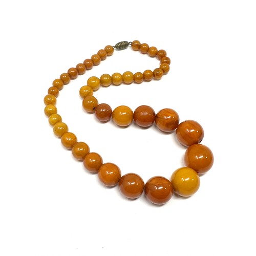 477 - Bakelite graduated bead necklace (35g)