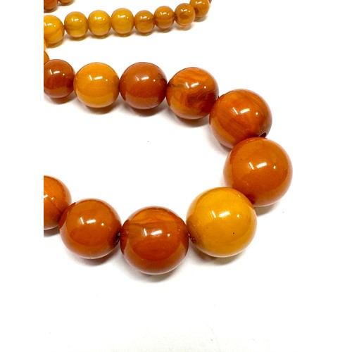 477 - Bakelite graduated bead necklace (35g)