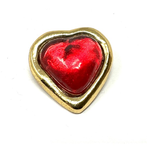 471 - Gold tone heart brooch by designer YSL (13g)