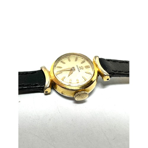 358 - OMEGA Vintage Ladies Gold Tone Wristwatch Hand-wind WORKING