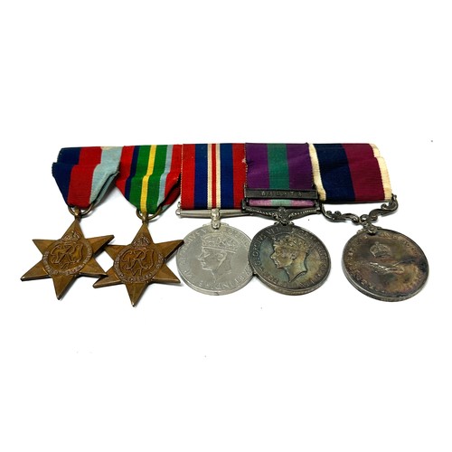 391 - WW.2 - GV.1 R.A.F Mounted Long Service Medal Group. Long Service Named 562570
F/Sgt. G.G. Mallett R.... 