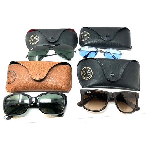 423 - selection of cased Ray-ban sunglasses Items are in previously owned condition  
Signs of age & wear ... 