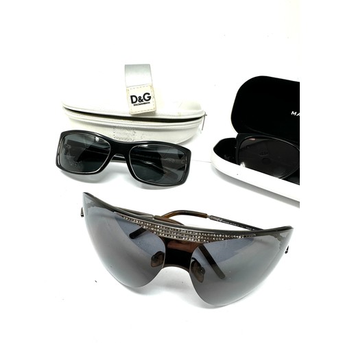 426 - Dolce & Gabbana Mark jacobs & valentino sunglasses Items are in previously owned condition  
Signs o... 