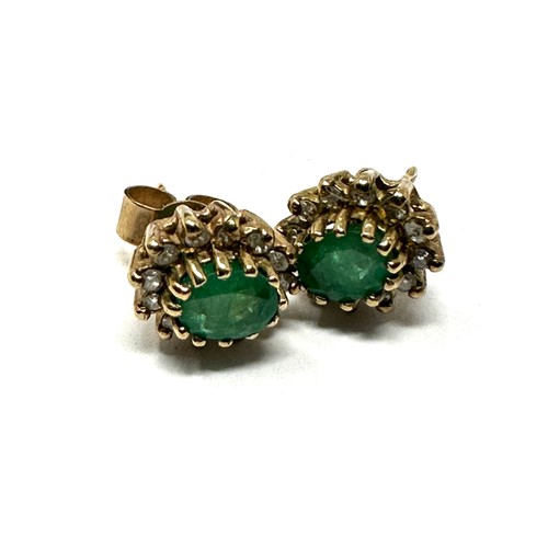 160 - 9ct gold emerald and diamond set cluster stud earrings (1.6g)