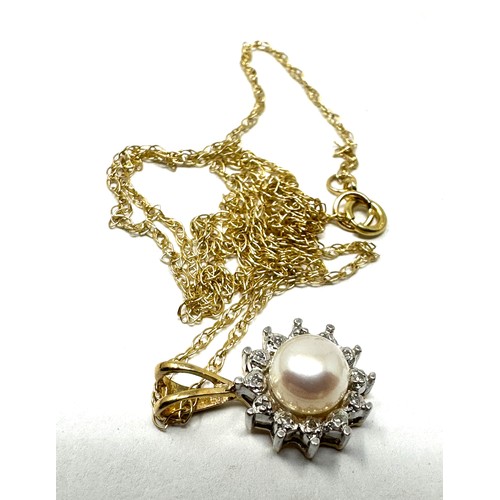 253 - 9ct gold cultured pearl & diamond cluster pendant & chain (1.8g)