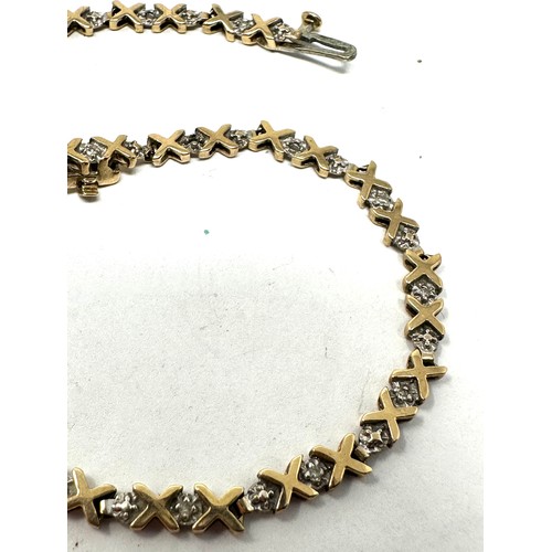 273 - 9ct gold diamond  bracelet (5.1g)