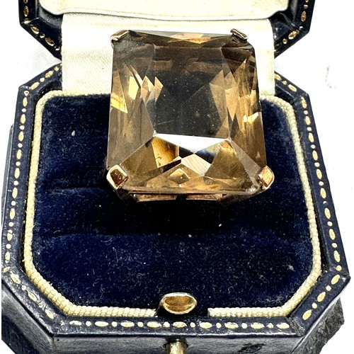 99 - 9ct gold vintage smokey quartz dress ring (14.6g)