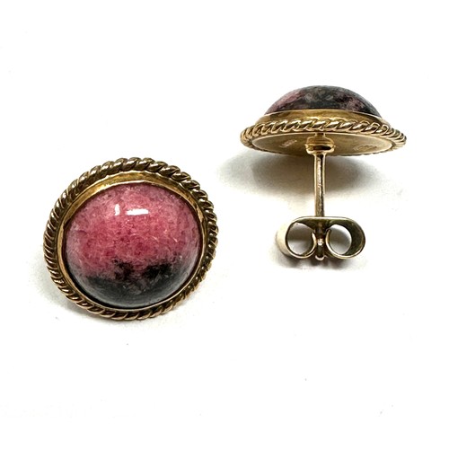 94 - 9ct gold rhodonite stud earrings (5.4g)