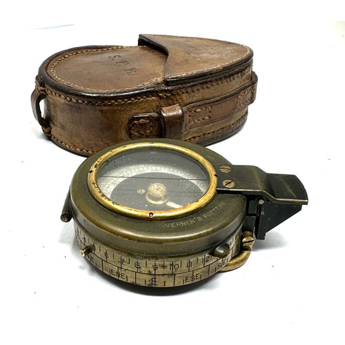 387 - ww1 1917 verners pattern military compass & leather case makers F-L