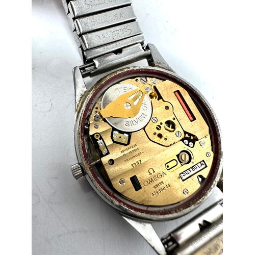 351 - Vintage stainless steel omega Seamaster quartz gents wristwatch cal 1337 the watch is not ticking po... 