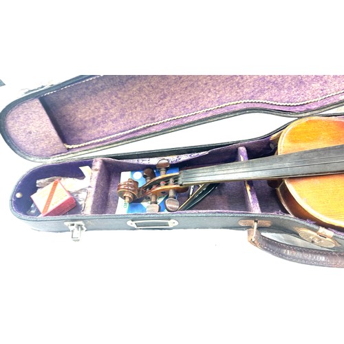 132 - Cased modern Violin