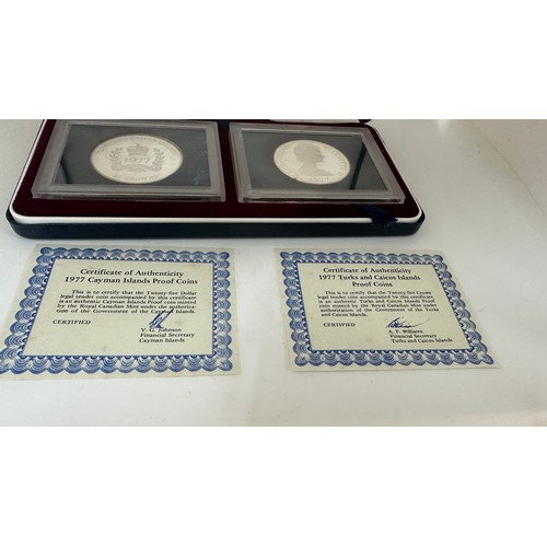 474 - Cased silver Jubilee Queen Elizebeth II Coin set