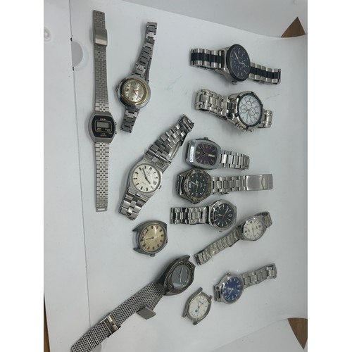 526 - Large selection of assorted wristwatches includes Hugo boss, swatch, ben sherman, police etc, all un... 