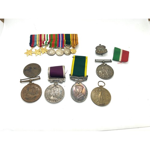 464 - Selection of WW1 and WW2 military medals named ss gt M G Chapman R signals, Charles Thorn, DVR W G H... 