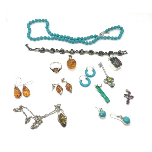 550 - Selection of silver and costume jewellery includes silver and amber etc