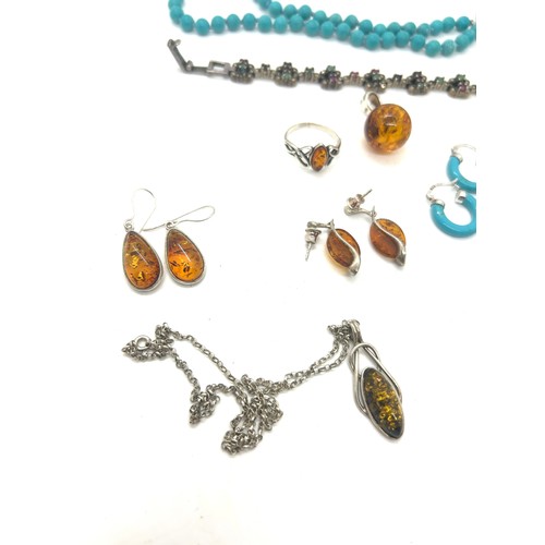 550 - Selection of silver and costume jewellery includes silver and amber etc