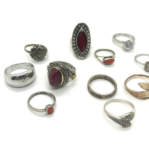 423 - Large selection of silver rings