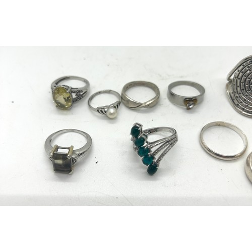 430 - Selection of assorted silver rings