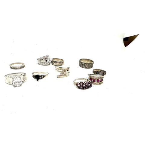 422 - Large selection of silver rings