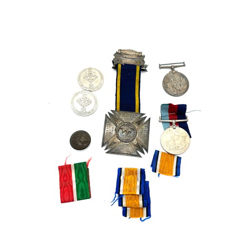 461 - Selection of assorted medals includes WW2 and Masonic young pride of canning town 1899 lodge medal