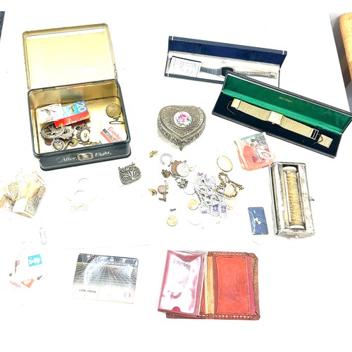 Selection of collectables to include mens Rotary watch, Casio watch ...