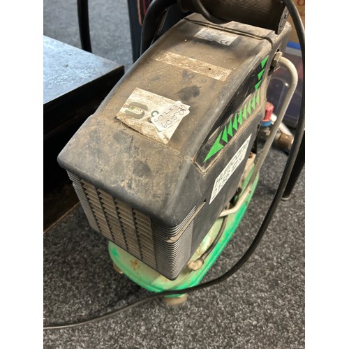 295 - Hurricane 2156 compressor,  untested