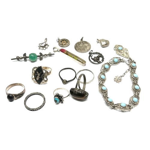 241 - selection of silver jewellery includes rings brooches  pendants etc weight 50g