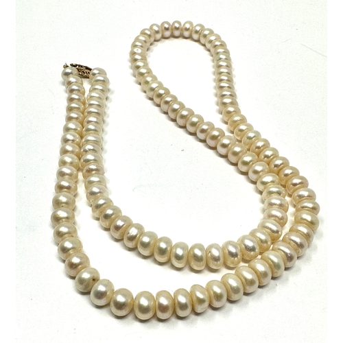 80 - 14ct gold clasp pearl necklace measures approx 52cm long weight 36g