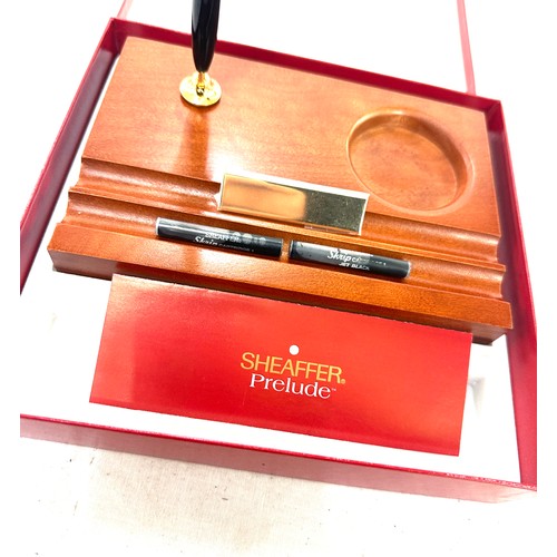 437 - Sheaffer Prelude fountain pen with wooden base