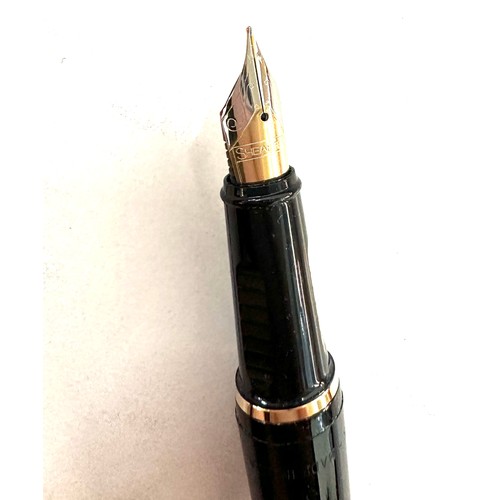 437 - Sheaffer Prelude fountain pen with wooden base