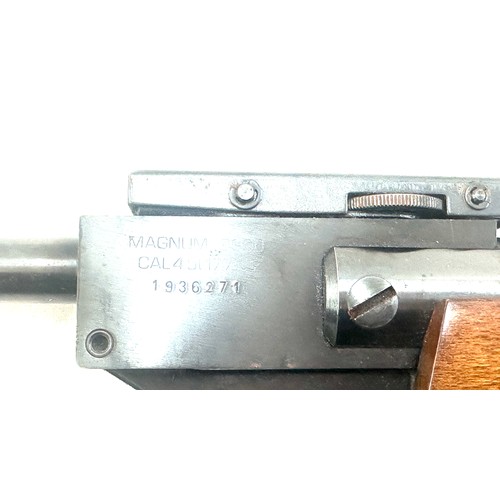 282 - Magnium 2000 cal 4.5 (177) air rifle