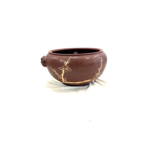 532 - Oriental clay pot, measures approximately 6 inches tall 10 inches diameter