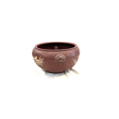 532 - Oriental clay pot, measures approximately 6 inches tall 10 inches diameter