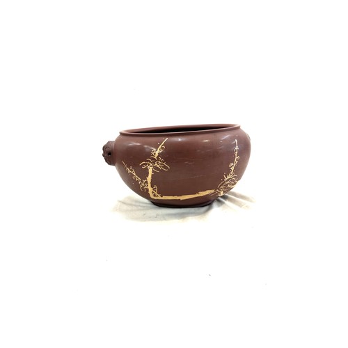 532 - Oriental clay pot, measures approximately 6 inches tall 10 inches diameter