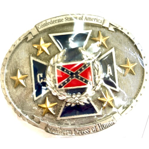 592 - 1 Confederate state belt buckle, 1 Confederate Southern Cross of honour belt buckle