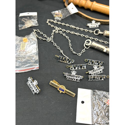 444 - Selection of hmp prison badges, truncheon etc