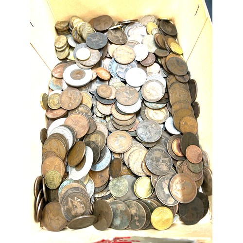 472 - Selection of vintage and later coins