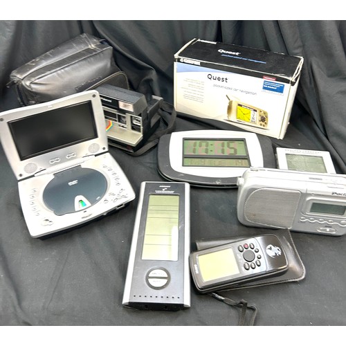 192 - Selection of electrical includes Polaroid, camera, portable DVD player etc, untested