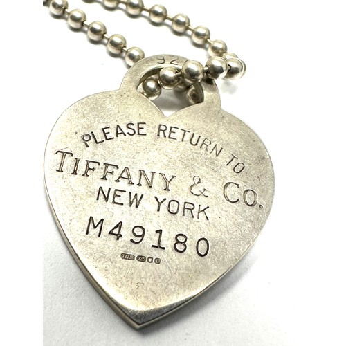 321 - A silver ball link chain and pendant by Tiffany and Co (22g)