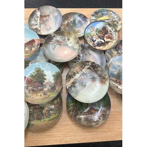 162 - Selection of collectors plates includes Davenport