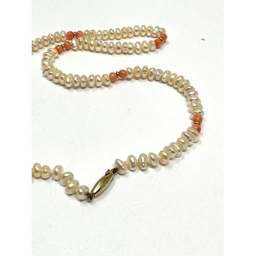 151 - 9ct gold cultured pearl & coral single strand necklace (12.9g)