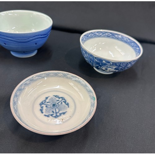 90 - Selection of oriental bowls, some marks to base