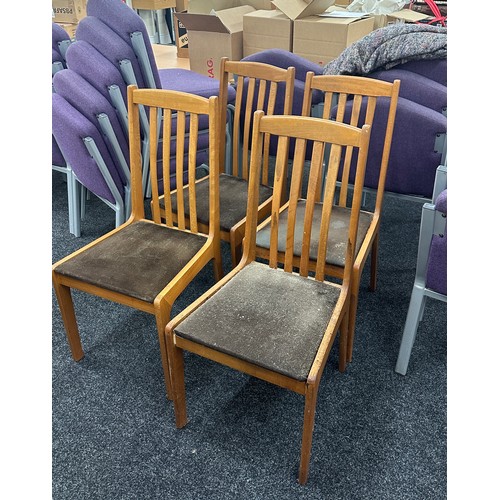 333 - Set of 4 dining room chairs