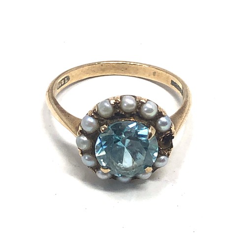 403 - 9ct Gold Zircon & Seed Pearl Ring, (3.1g) missing pearl