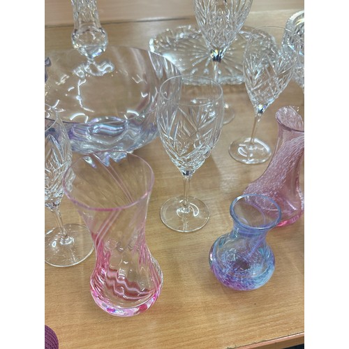 190 - Large selection of glassware to include Royal Doulton etc